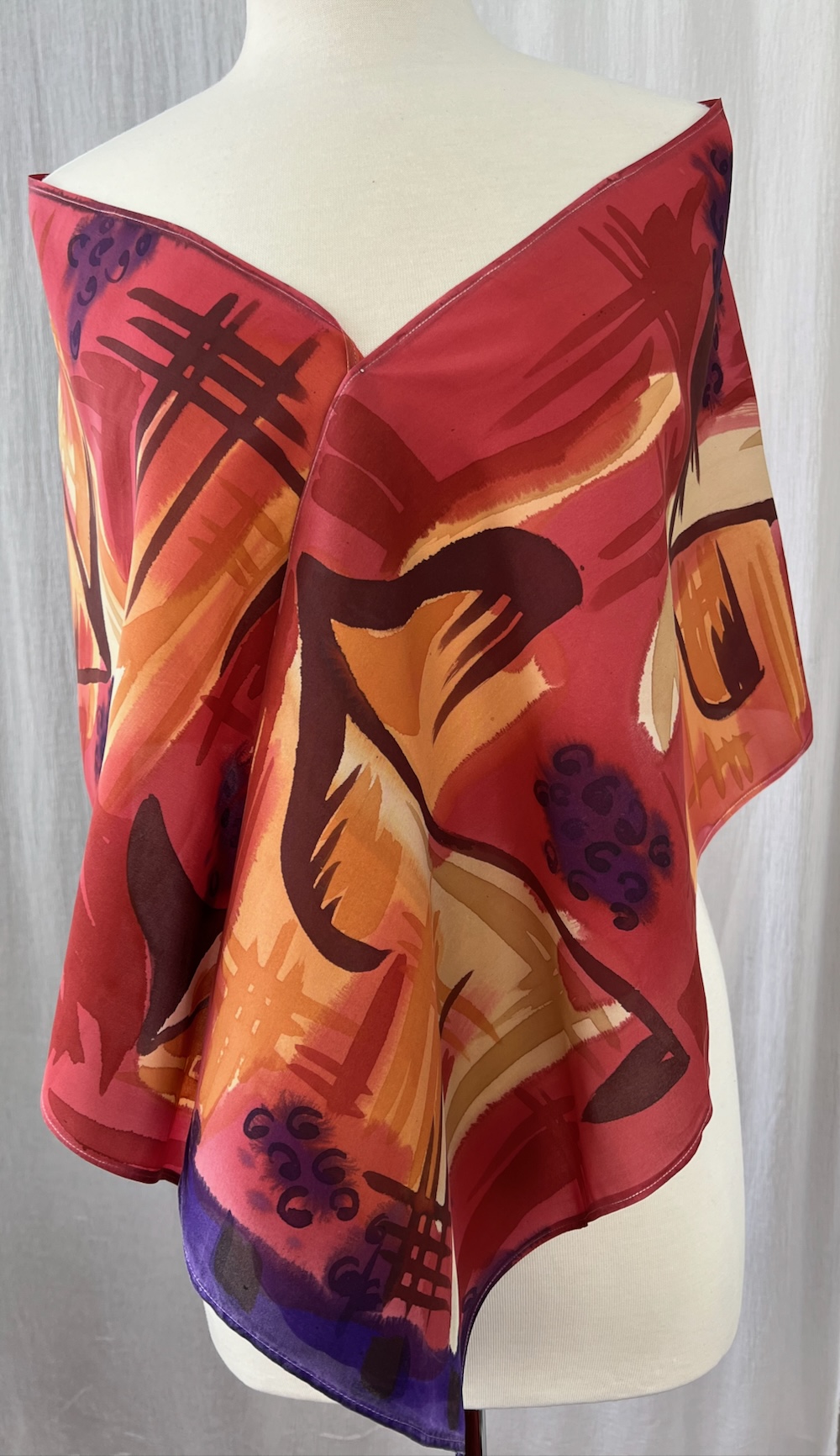 Valencia Red, shawl front