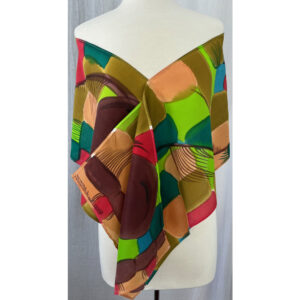 Woman Vibrations, shawl front