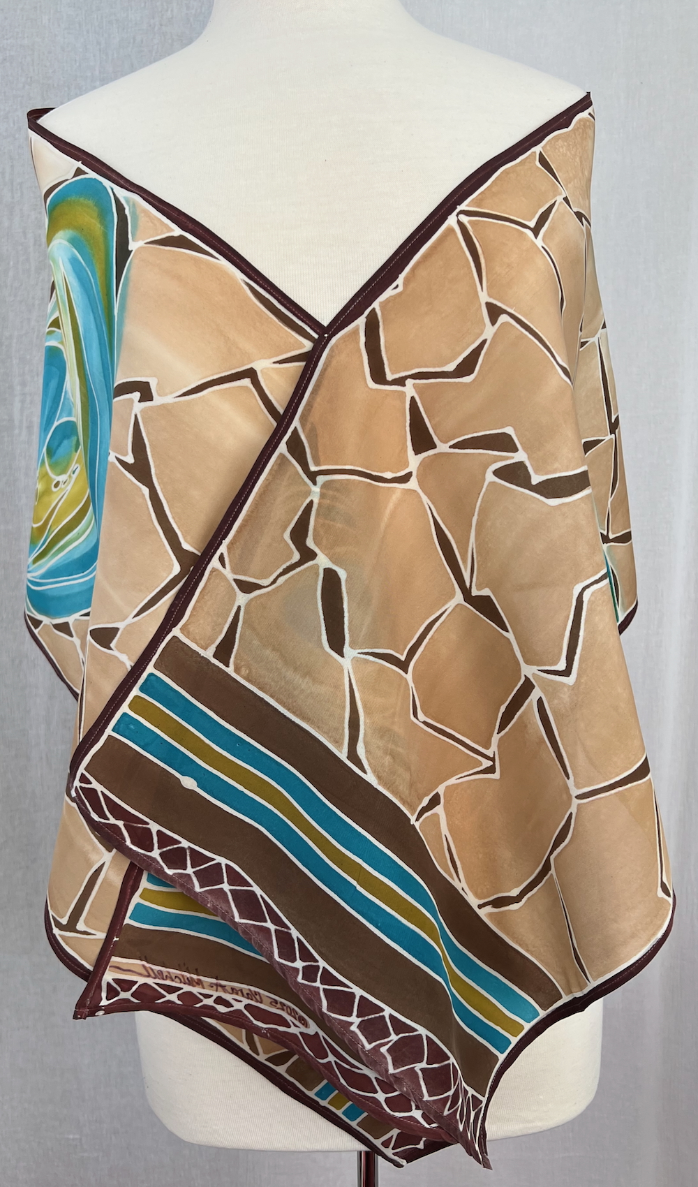 Moruga Mud, shawl front